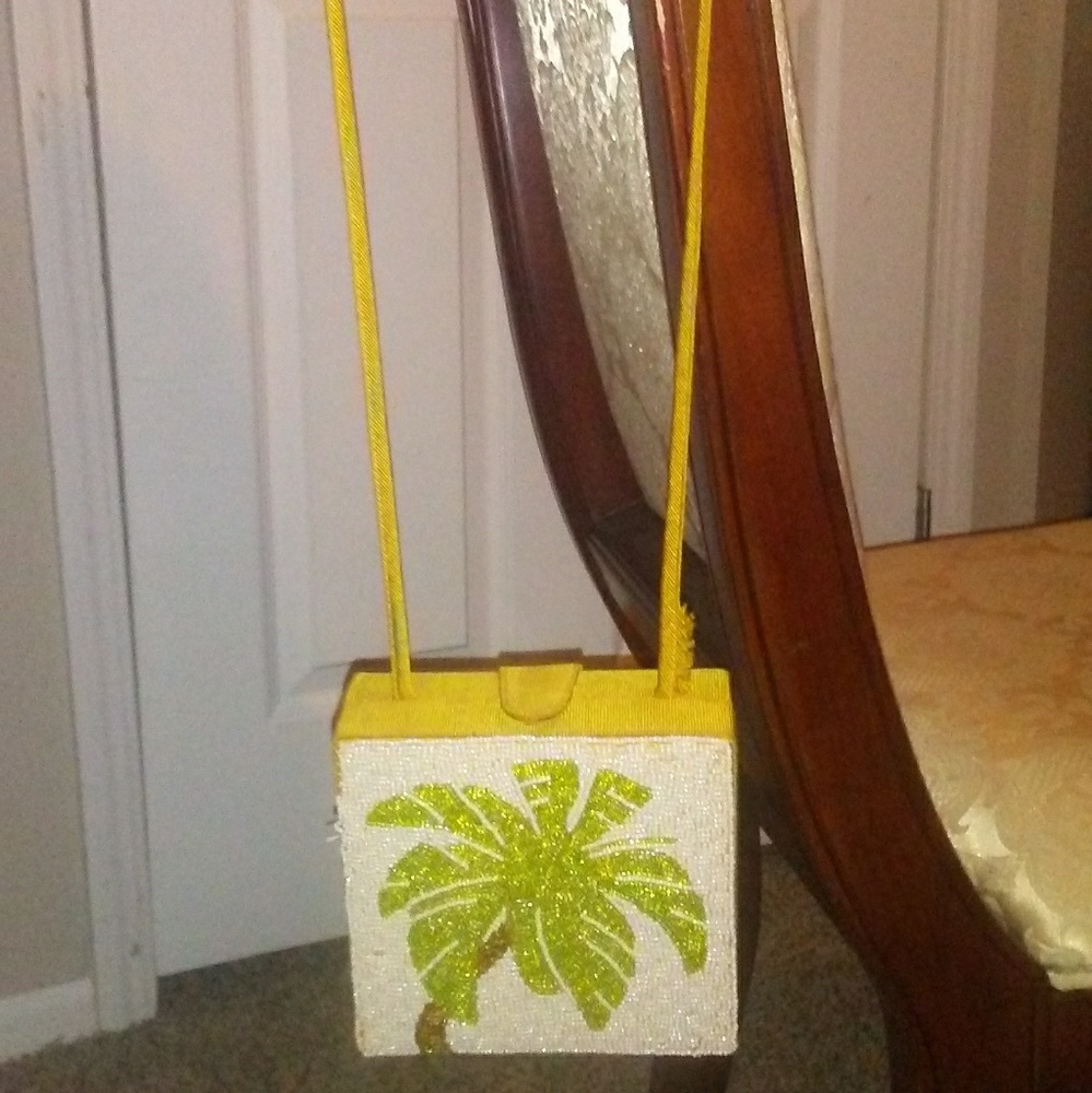 Tommy Bahama Box shoulder bag
